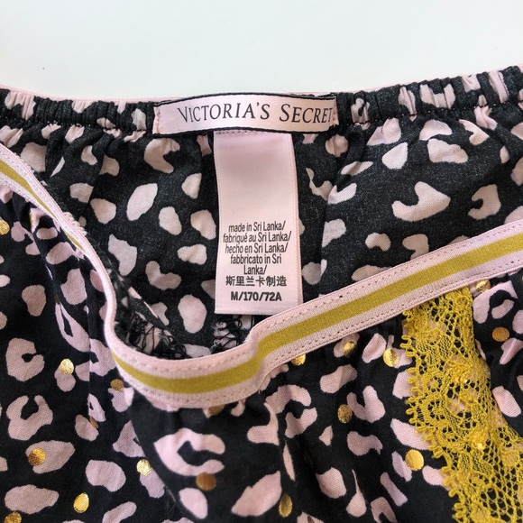 Victoria’s Secret lace accent pajama shorts M - Picture 2 of 4